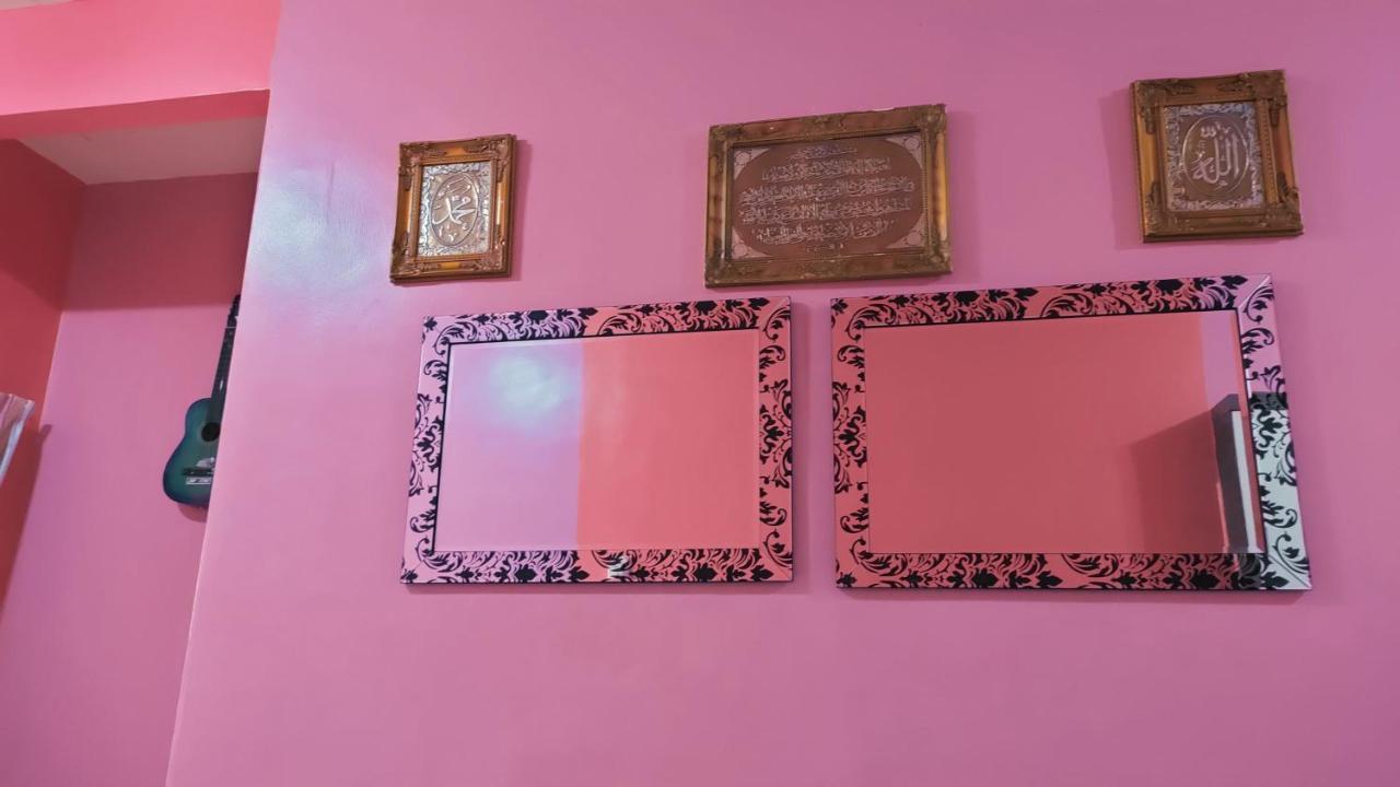 Zulaikha'S Homestay Ulu Tiram Johor Bahru Eksteriør bilde